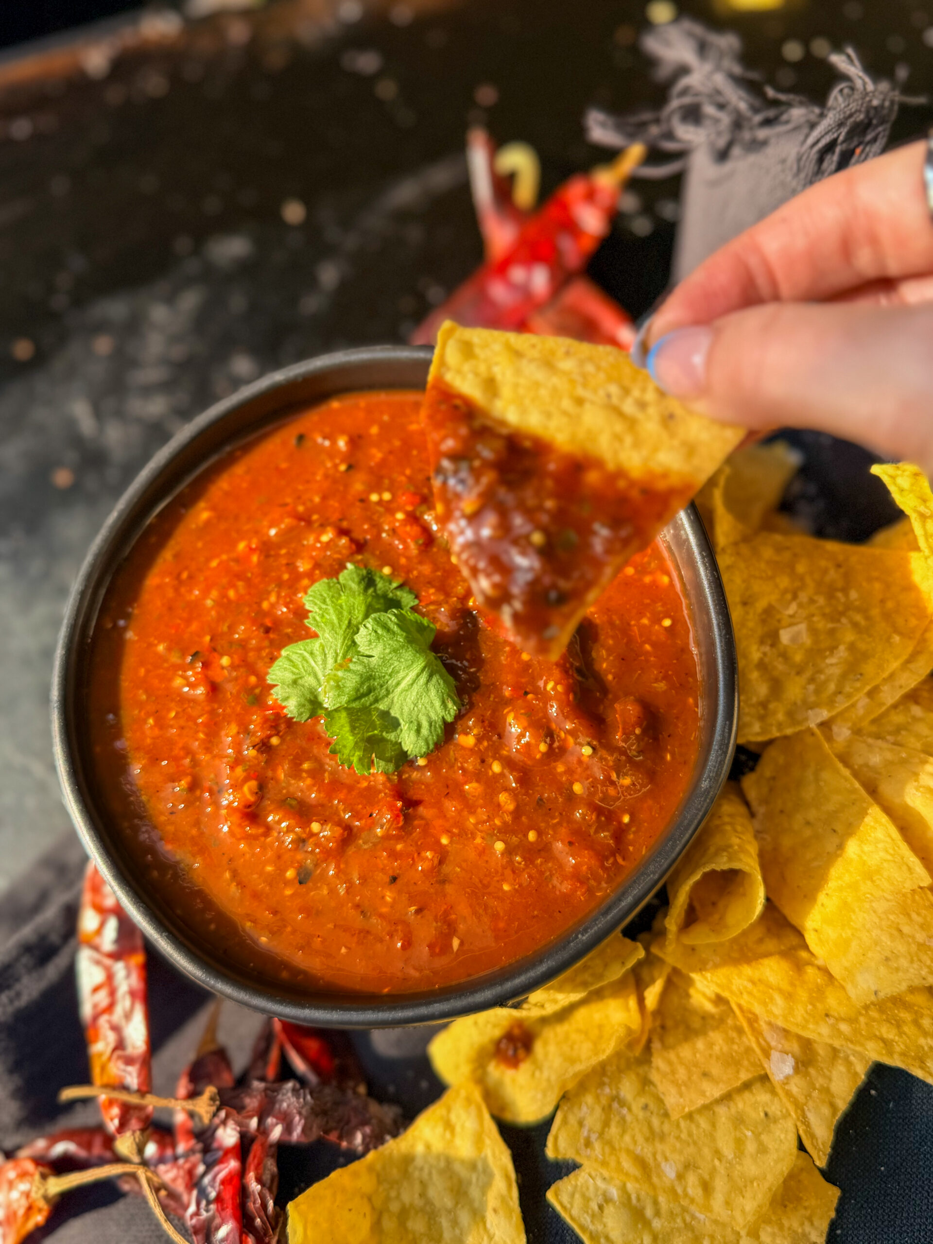 chile de tomatillo salsa - bite