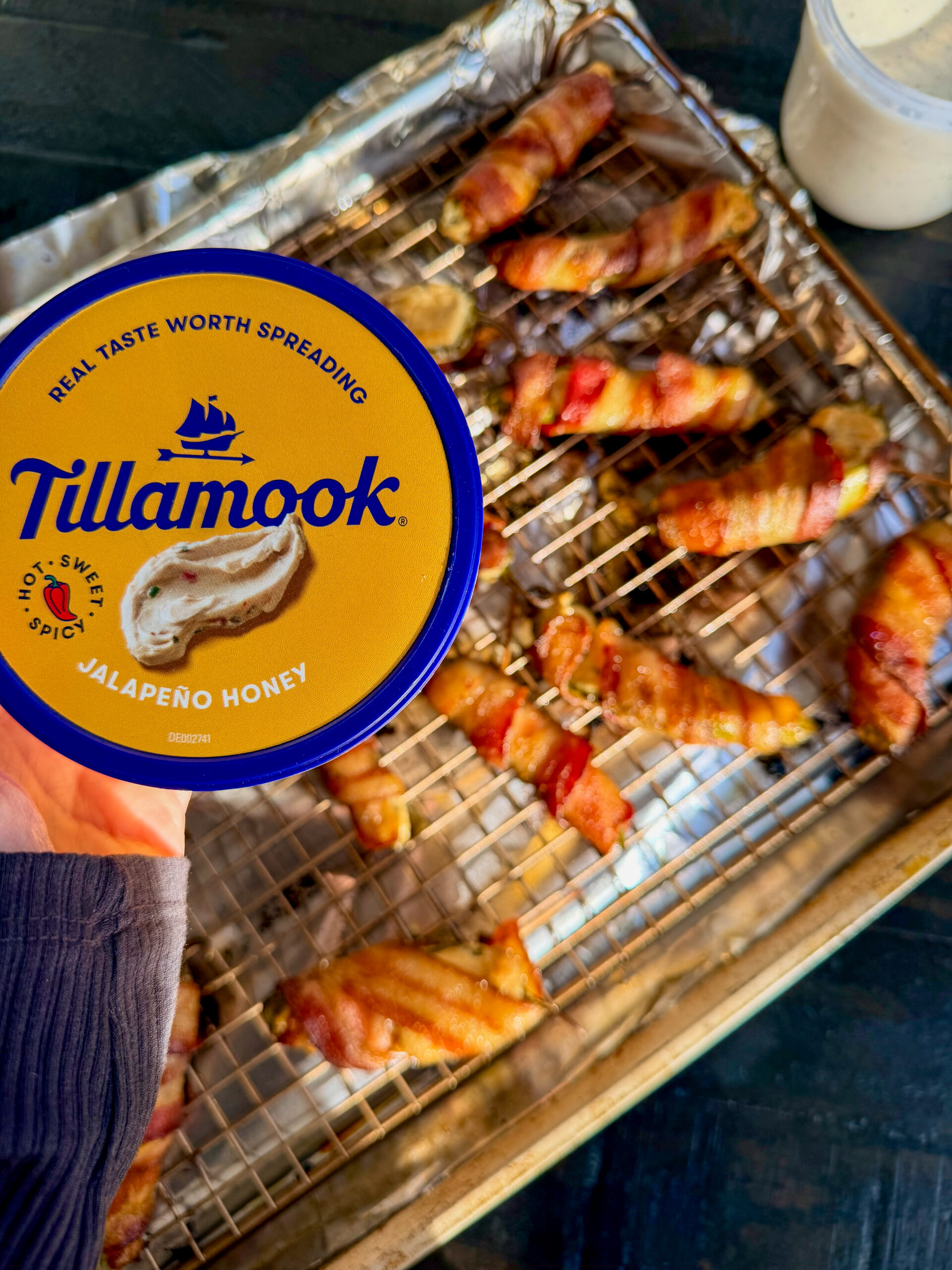 3-Ingredient Tillamook Jalapeño Honey Poppers - Cream Cheese